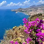 Getaway To Blue Paradise At Madeira Island 丰沙尔